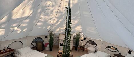 1 Schlafzimmer, BĂŒgeleisen/BĂŒgelbrett, WLAN, BettwĂ€sche