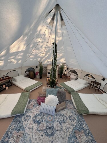 Cozy chic Luxury Bell Tent Getaway near Kentucky Lake - sleeps up to 5!