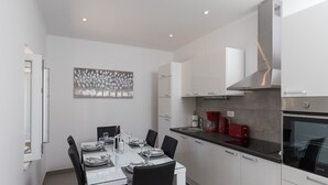Unclassified image, 5 of 40, button - Holiday Home Monika - Two Bedroom Holiday Home With Terrace and Sea View (Ston)