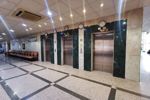 Interior - Burj Mukhtara (Madinah)