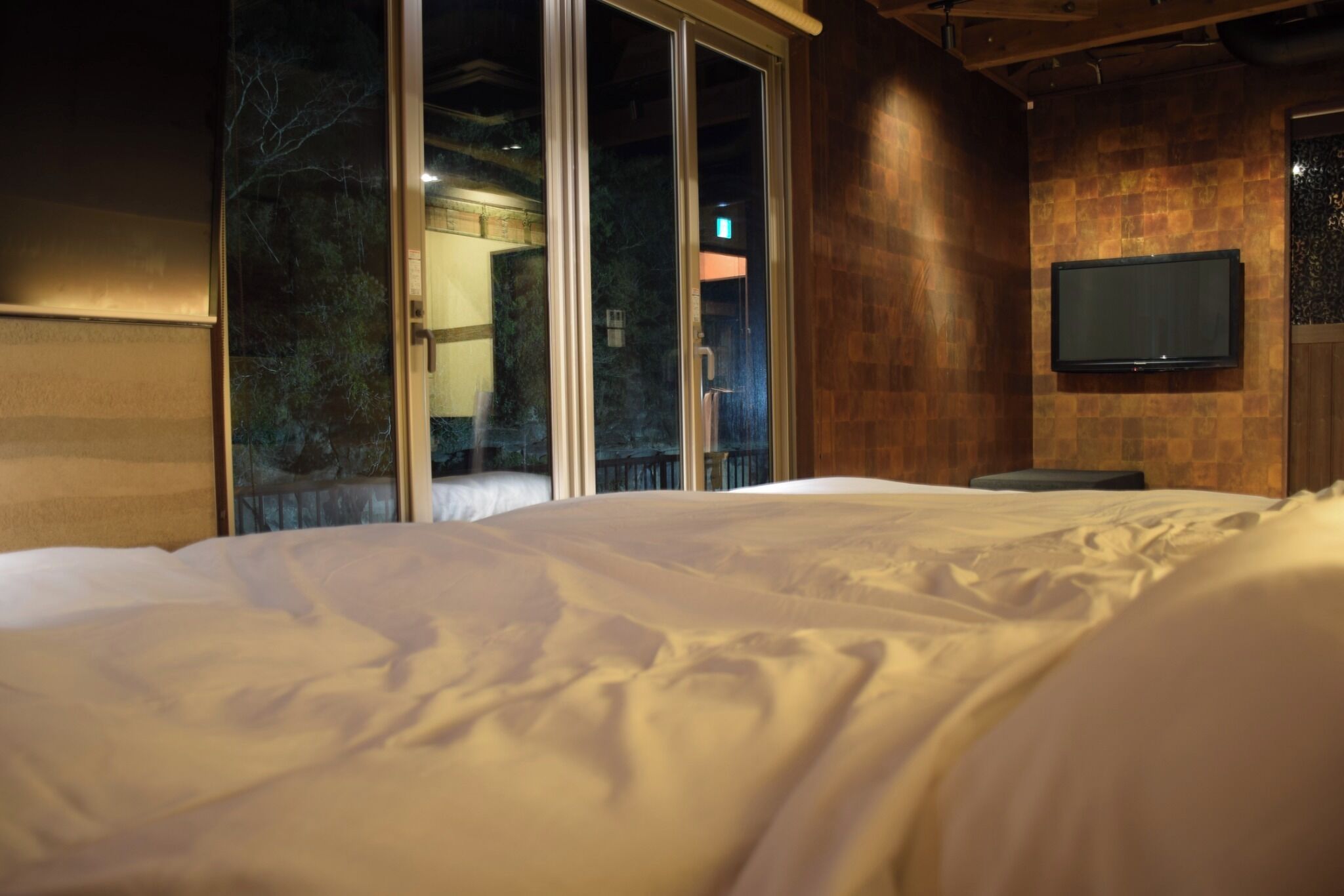 Wifi gratis y ropa de cama 