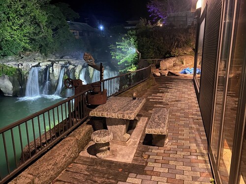 Rejuvenate with black beef and relax in the opena / Hioki Kagoshima