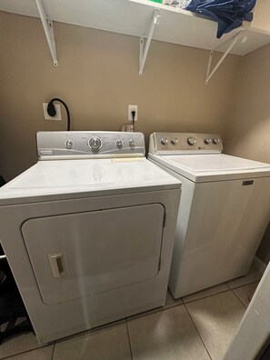 Interior - Quiet & Cozy 
Tranquil 2-Bedroom/2 Bath House 
 Close to Downtown Houston (Missouri City)