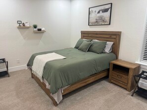 4 Schlafzimmer, Bügeleisen/Bügelbrett, WLAN, Bettwäsche