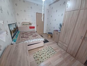 2 Schlafzimmer, Schreibtisch, kostenloses WLAN, Bettwäsche