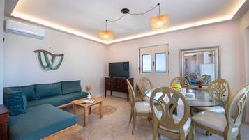 Smart TV, fireplace, table tennis, books