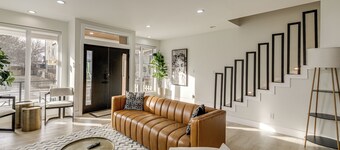 Home Theater + Rooftop Deck! Fountain Sq Stunner