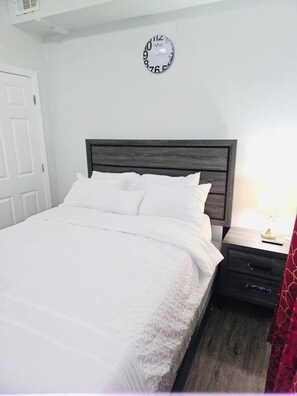 2 bedrooms, iron/ironing board, free WiFi
