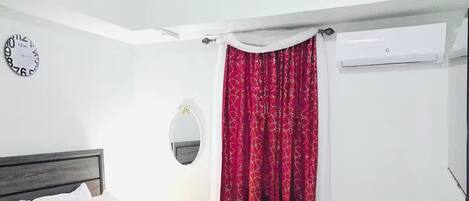 2 habitaciones, tabla de planchar con plancha y wifi gratis