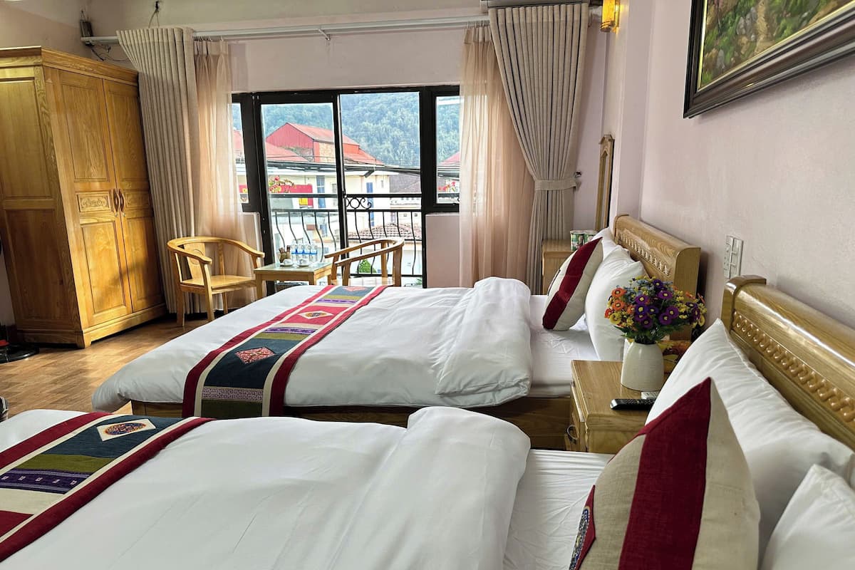 WiFi (free), bed sheets