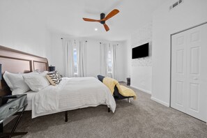 4 habitaciones, tabla de planchar con plancha y wifi 