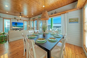 Dining - Oceanview Balcony, Private Apartment & Near to the Beach | Beachview 54 (Port Aransas)