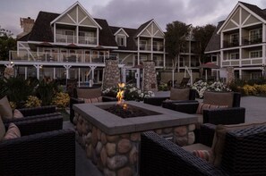 Terrace/patio - Cozy One Bed Condo at the Fabulous Carlsbad Inn Beach Resort (Carlsbad)
