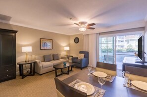 Televisión, chimenea y tenis de mesa 