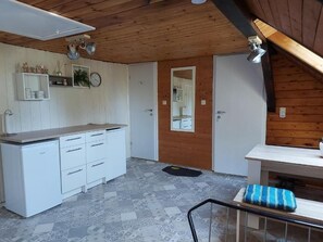 Doppelzimmer, Flussblick | Eigene Küche