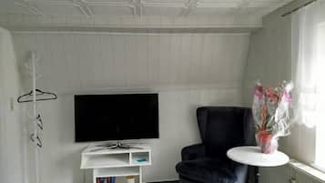 Double Room, River View | Interior