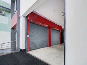 House | Reception