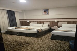 Triple Room - Marjan Golden (Madinah)