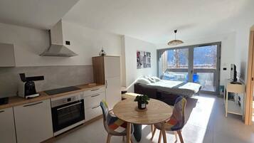 1 Schlafzimmer, Bügeleisen/Bügelbrett, Bettwäsche