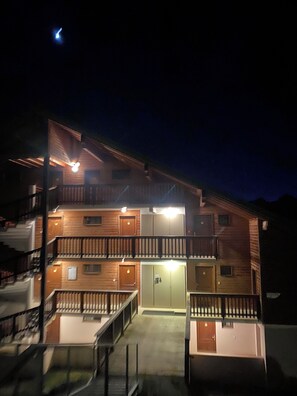 Exterior - Cosy apartment 5 minutes walk from the slopes - mountain view - la Joue du loup (Dévoluy)