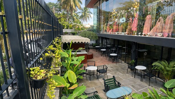 Outdoor dining - Rooms By DeVerveil (Mysore)
