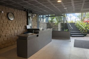 Lobby - Rooms By DeVerveil (Mysuru)