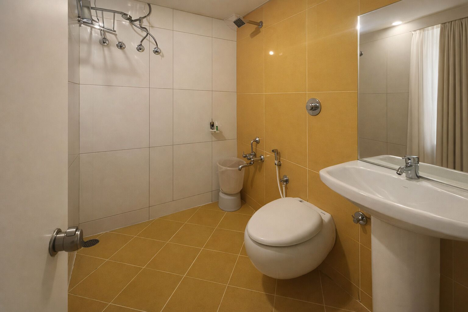 Standard Double Room | Bathroom