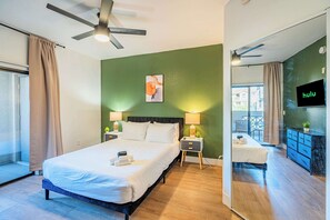 2 Schlafzimmer, Schreibtisch, Bügeleisen/Bügelbrett, WLAN