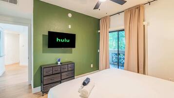 57 habitaciones, escritorio, tabla de planchar con plancha y wifi