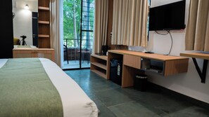 Executive Cottage, Pool View | Egyptian cotton sheets, premium bedding, free minibar items - Trisara Boutique stay (Mysore)