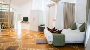 Dobbeltværelse - udsigt til have | Egyptiske bomuldslagner, premium-sengetøj, gratis produkter i minibaren