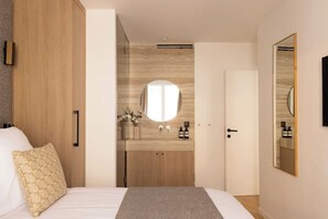 2 bedrooms, desk, iron/ironing board, free WiFi - Stunning air-conditioned apartment – Le Marais (Paris)