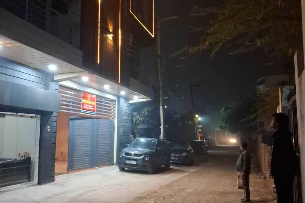 Hotel Royal India - New Palam Vihar