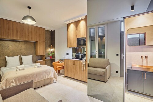 Suite Premium mit Blick auf das Château de Vincennes