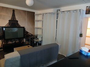 Interior - 90 m2 air-conditioned apartment with terrace (Aubière)