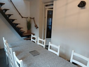 Dining - 90 m2 air-conditioned apartment with terrace (Aubière)