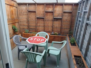 Outdoor dining - 90 m2 air-conditioned apartment with terrace (Aubière)