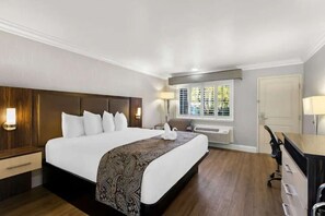 1 dormitorio, tabla de planchar con plancha, wifi