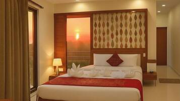 Deluxe Double Room, Mountain View | Free WiFi