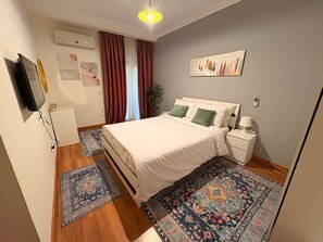 1 chambre, fer et planche à repasser, Wi-Fi, literie fournie