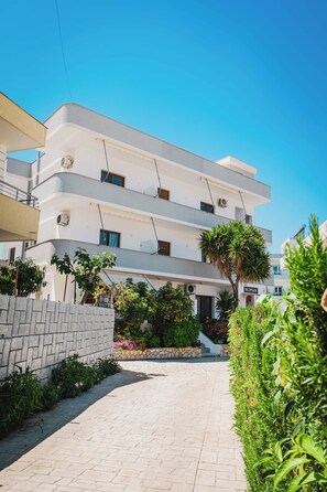 Front of property - Marilena's Garden (Ksamil)