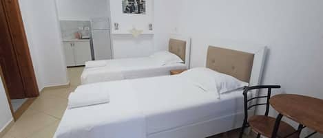 Family Room, Balcony