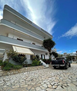 Exterior - Marilena's Garden (Ksamil)