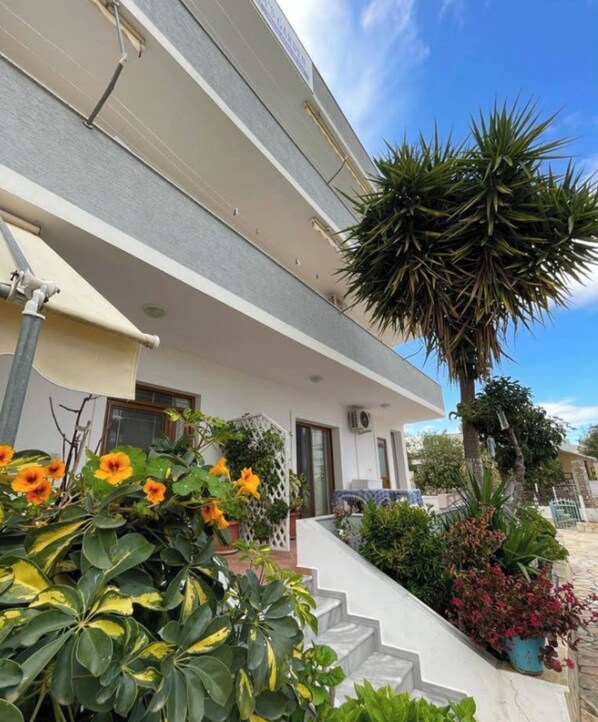 Exterior - Marilena's Garden (Ksamil)