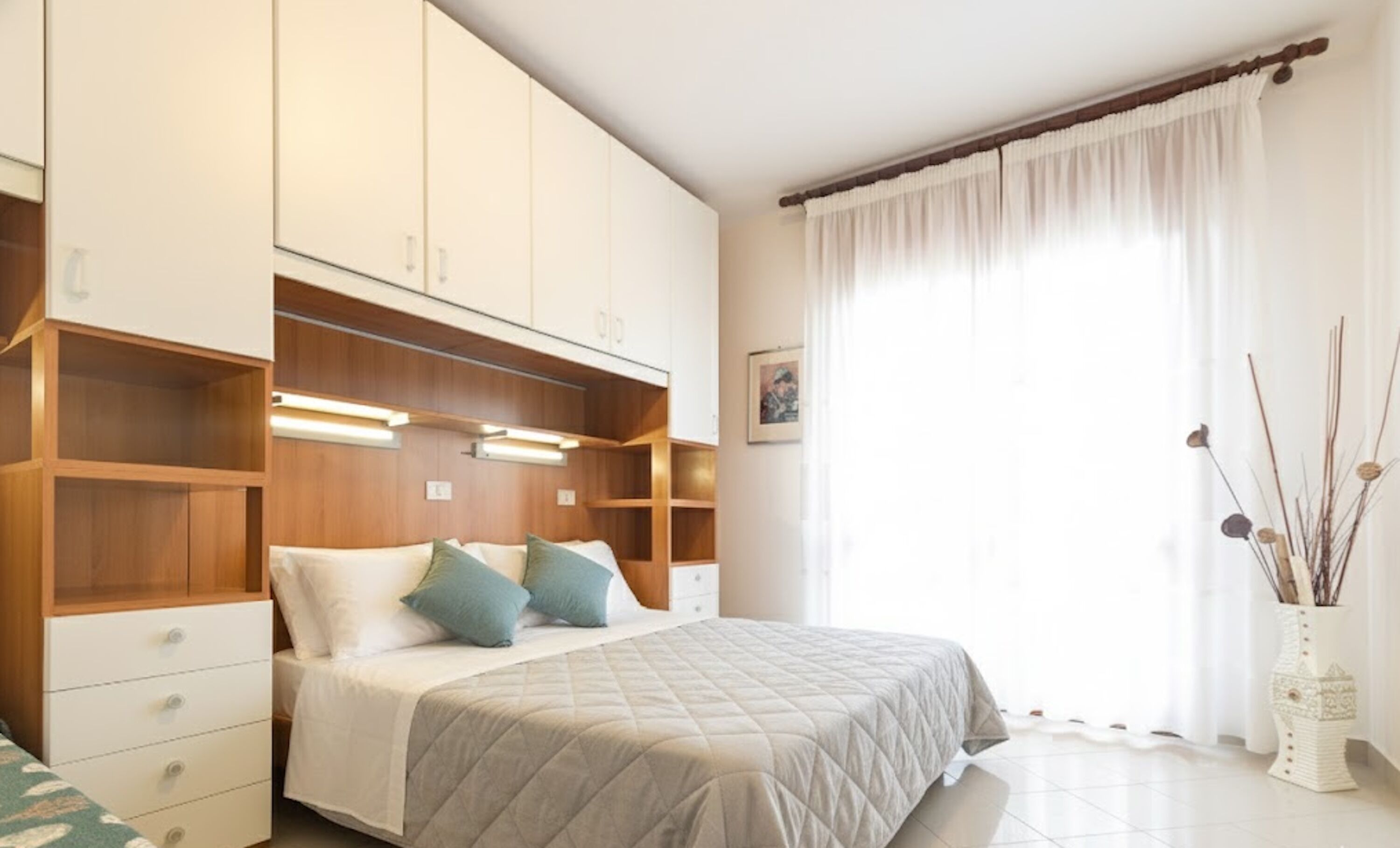2 bedrooms