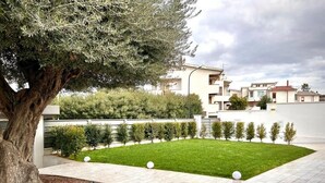 Property grounds - Villa Noga Rooms (Selargius)