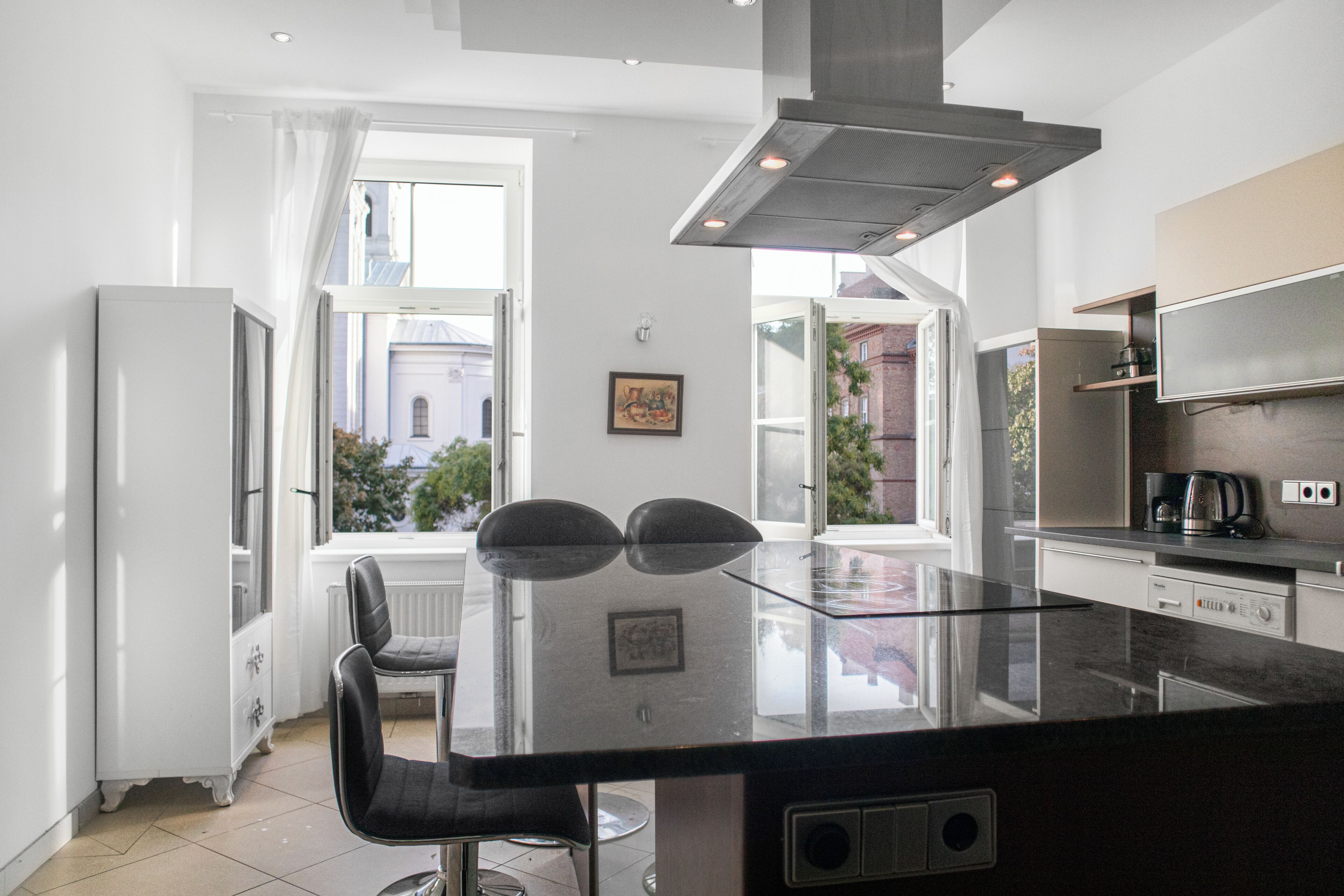 Basic-Apartment | Eigene Küche | Kühlschrank, Mikrowelle, Ofen, Herdplatte