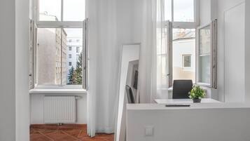 Basic Apartment | Interior