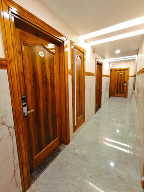 Interior - Hotel New Pratap (Katra)