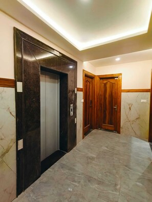 Interior - Hotel New Pratap (Katra)